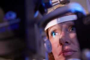 patient receiving eye exam